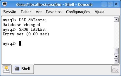 5 - Criando um novo banco de dados com o comando: CREATE DATABASE dbteste; Foi criado o banco dbteste, depois foi usando o comando show, para exibir nosso banco já criado.