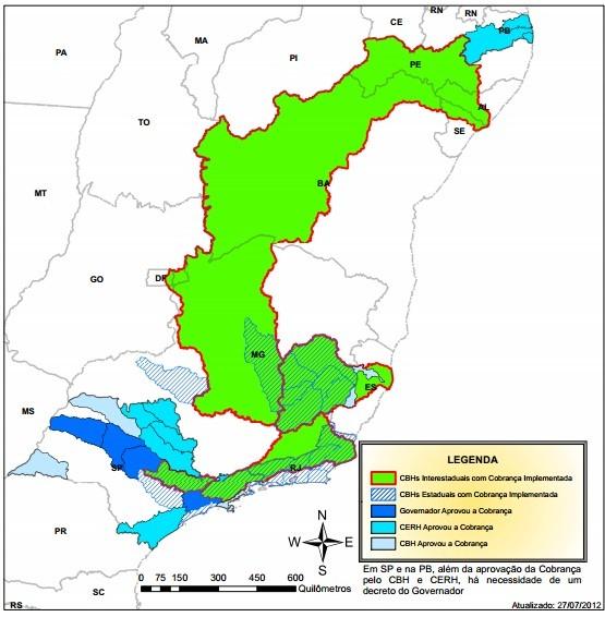 Figura 6 - Situação da Cobrança em CBHs Interestaduais e Estaduais até 2012. Fonte: ANA (2012) (Acesso em: 12 de jan. 2013).