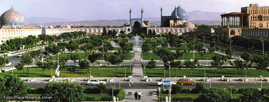 Outras opções são um passeio de charrete em plena Praça Naqsh-e Johan ou mesmo um piquenique - forte tradição iraniana - em seus jardins.