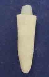 59 Figura 6 Características e composição dos corpos-de-prova C D A B E A. Núcleo coronário em resina composta com 3 mm de altura B. Raiz de dente bovino com 15 mm de comprimento C.