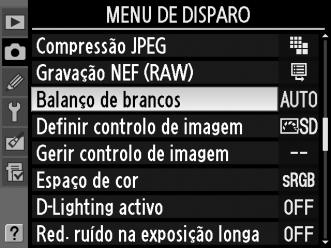 Escolher uma temperatura de cor Quando K (Escolher temperatura de cor) é seleccionada para o balanço de brancos, é possível seleccionar a temperatura de cor premindo o botão WB e rodando o disco de