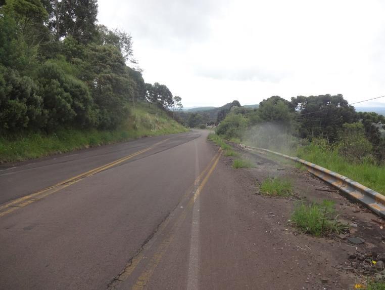 Rodovias em boas condições, porém apresentando