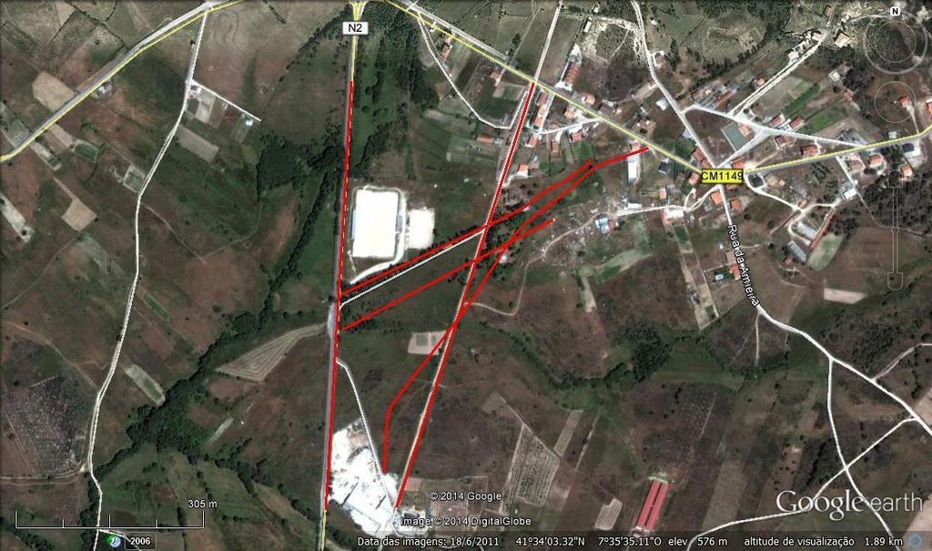 63 Fig. 2.40 Localização geográfica dos locais onde decorreu a prospeção geofísica Sabroso (Imagem aérea obtida através do sistema Google Earth a 30/01/2015). 2.9.19.