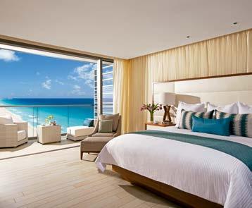 Três piscinas situadas a poucos passos da praia de areia fina e branca. Breathless Riviera Cancun Resort & Spa 1.