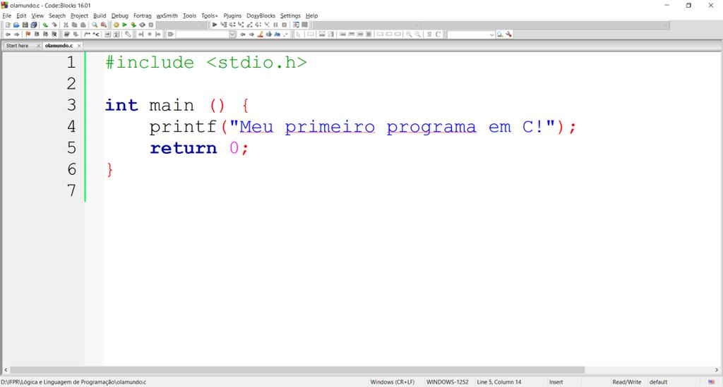 Compilando e executando Depois que um programa é escrito em uma determinada linguagem de programa o mesmo passa por diversos processos antes de efetivamente se tornar um programa executável.