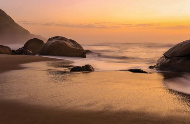 lição de casa temas ilustrados pelo leitor Amanhecer na Prainha, Rio de Janeiro (RJ), em foto de João Bispo Aragão com filtro ND Lee de 6 stops João Bispo Aragão Dicas para usar os filtros