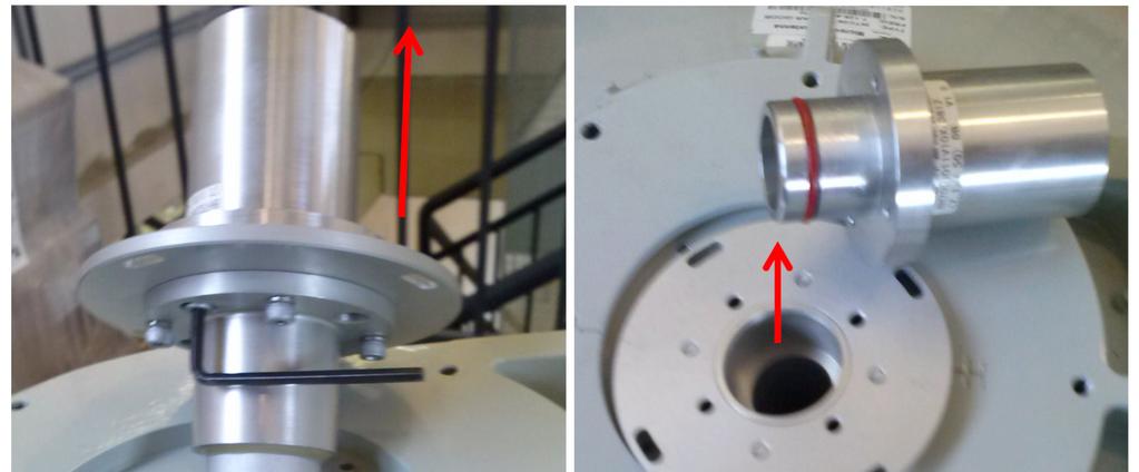 3. Remover o adaptador de ODU na antena Retirar os 4 parafusos M3, utilizando uma chave Allen 3mm (não acompanha o kit de acessórios) para soltar