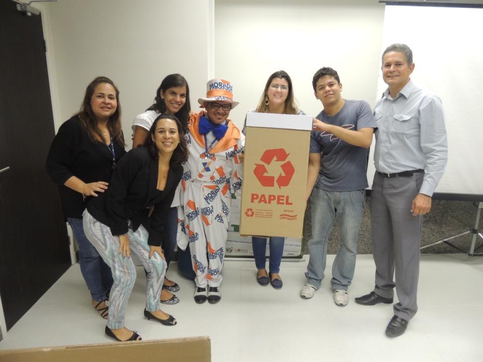 Projeto Agente Ambiental O projeto consiste no trabalho rotineiro de recolhimento de papéis descartados por agências, PAB S e setores internos da CAIXA, além de instituições parceiras, como o TJPE.