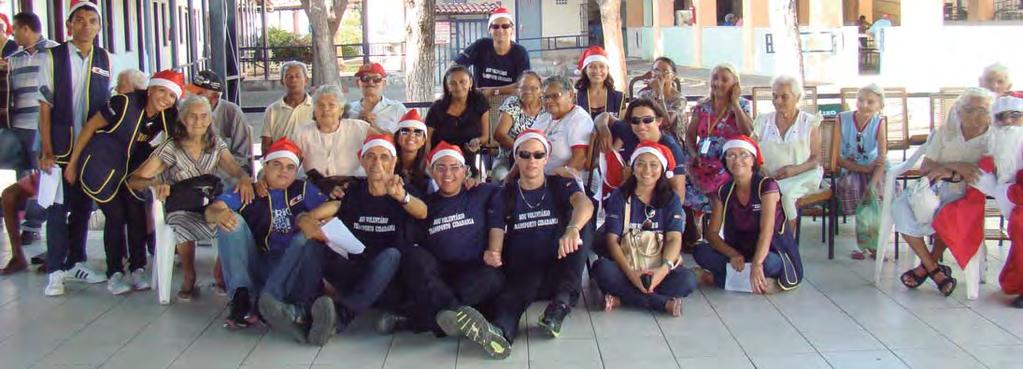 A visita aconteceu na tarde do dia 23 de dezembro. Os internos foram presenteados com música, carinho e cartões de Natal e chocolates doados pelo Lima de Sousa, caracterizado de Papai Noel.