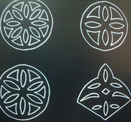 65) Nas Figuras (4, 5, 6, 7 e 8) estes símbolos são demonstrados aplicados em objetos pertencentes aos cangaceiros do bando de Lampião,