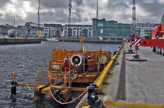 estabilidade no porto de Cork, foi colocado no Atlântico na costa oeste da Irlanda.
