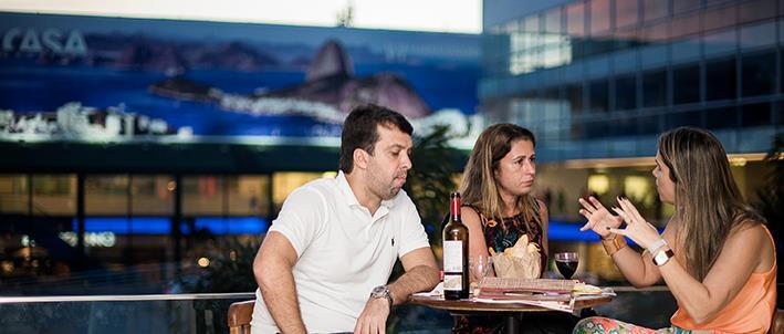 O amplo e belo espaço montado no CasaShopping deu ainda