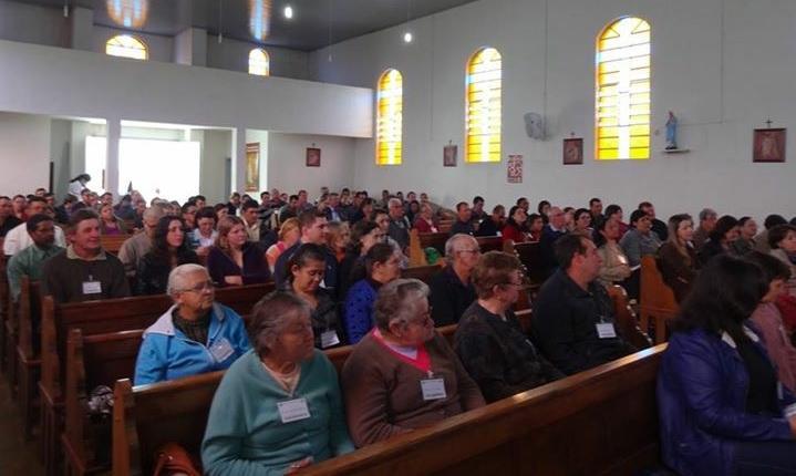 PARÓQUIA SANTO ANTÔNIO - LAPA No dia 24 de setembro de 2016 foi realizada, na Paróquia Santo Antônio da Lapa Setor Pastoral I, da Diocese de São José dos Pinhais, a 3ª etapa formativa para a