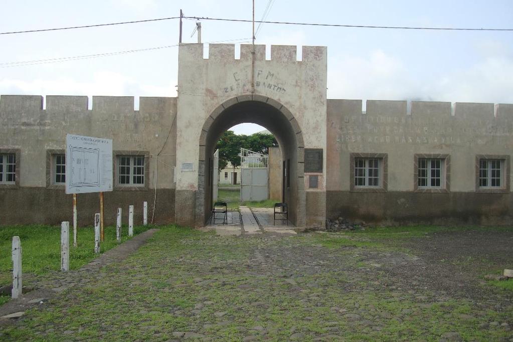 Trá-dos- Montes 3 Centro Histórico do Tarrafal 4 Aldeia dos Rabelados de