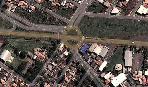 Figura 5 Vista Aérea de Satélite Fonte: Google Maps Tal imagem mental torna-se mais fixa ao morador, de acordo com o tempo em que habita a região.