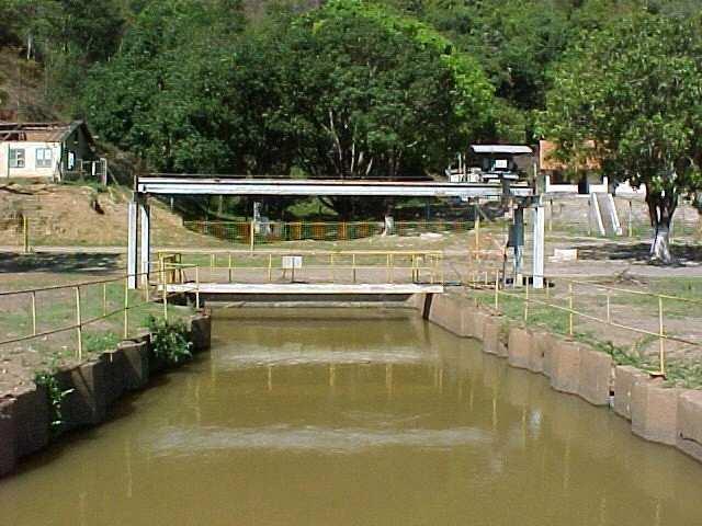 Sistema de Adução A barragem de Antônio Dias é interligada com a barragem do Severo através dos túneis 1 e 1A,