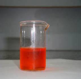 Corante ácido laranja 8 (AL8) Pertence à família dos corantes azo; é usado no tingimento de couro e lã e na coloração de