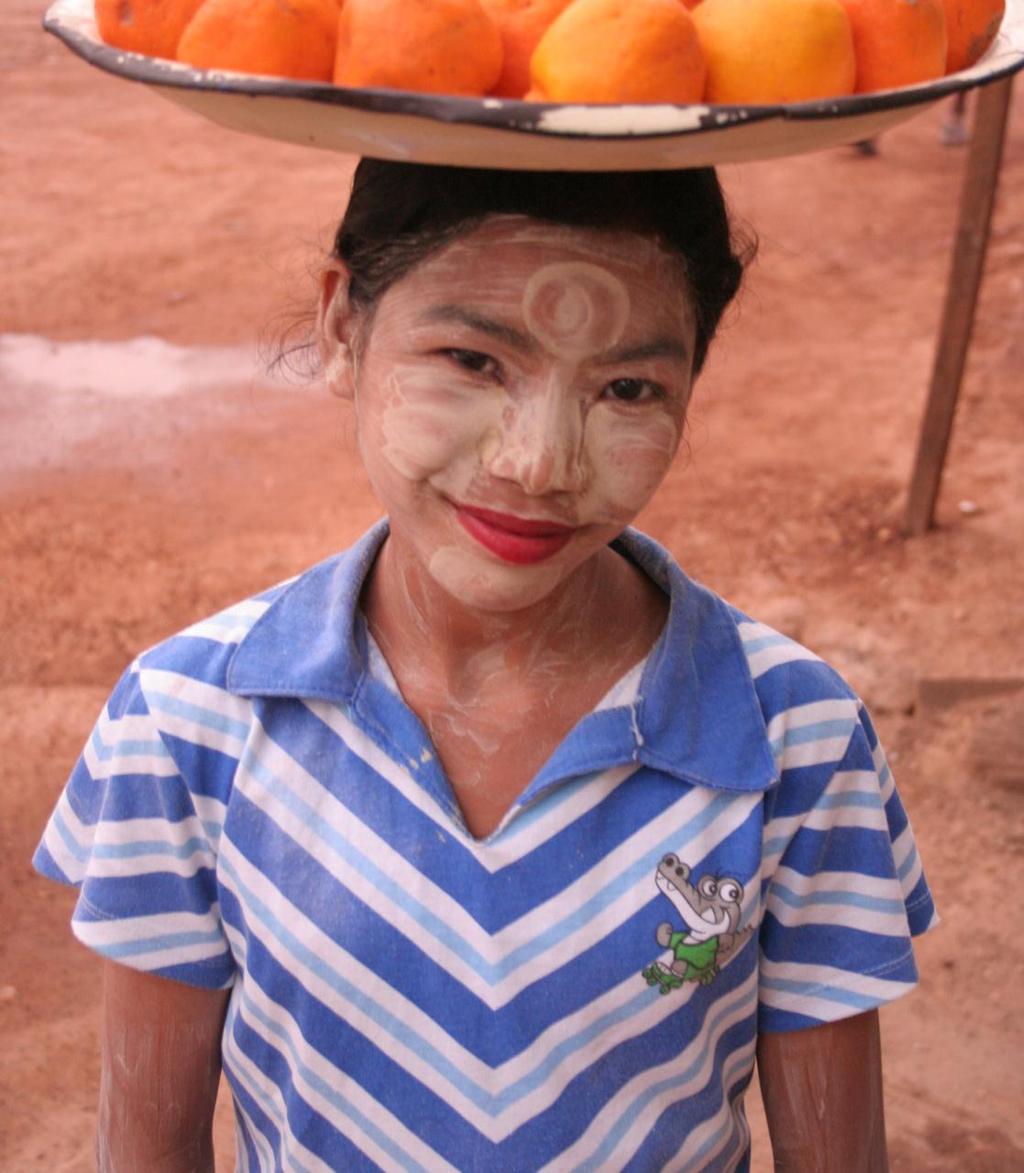 PANORAMA DA COSMETOPEIA NO MUNDO Mulher