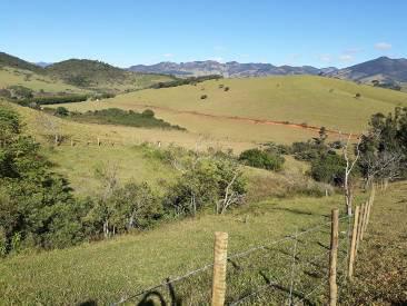 Piranguçú Bairro: Pedra