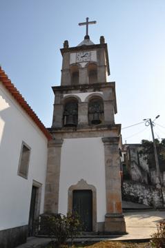 CONHECER O PASSADO NO PRESENTE... Monumento - Igreja Paroquial de Casal de Loivos Igreja de São Bartolomeu. Tipologia - Arquitetura religiosa maneirista, barroca e rococó.