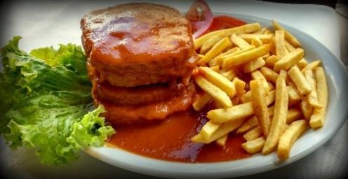 730 FILET MIGNON R$ 25,90 Grelhado com queijo, presunto, alface e tomate. Servido no pão com fritas.