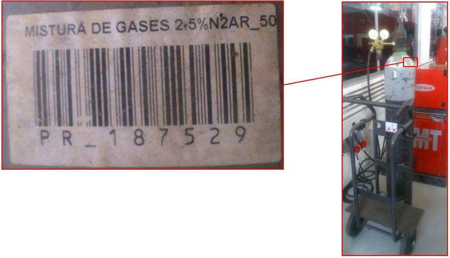 2 Equipamento de soldagem A soldagem MIG com controlador CMT foi realizada nas dependências da empresa