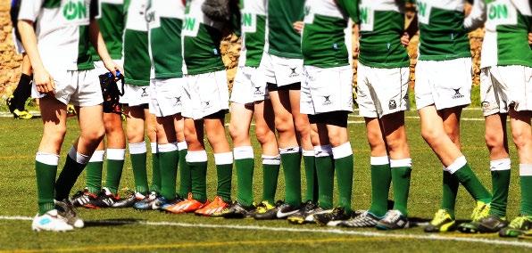 As sessões de teino estão focadas no desenvolvimento da capacidade técnica do Rugby, no trabalho de equipa, na boa forma física e nas táticas do jogo.