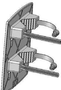 3. Insira a abraçadeira de metal ao suporte