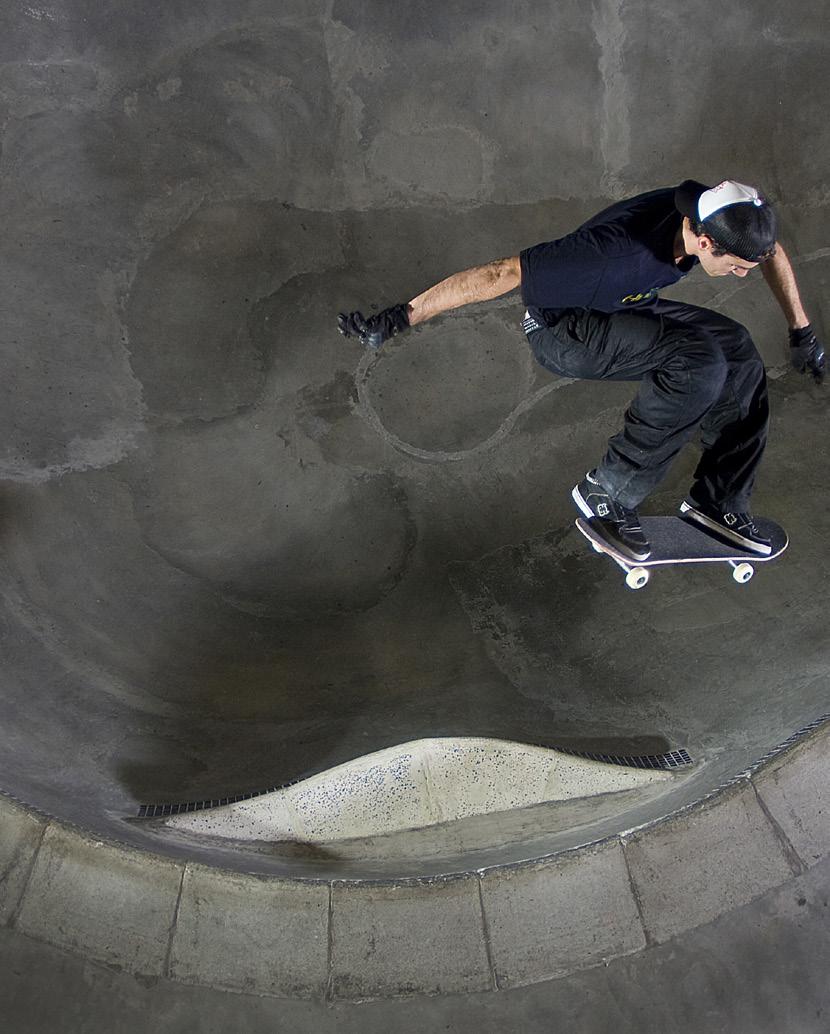 Robert Dean Silva Burnquist, mais conhecido como Bob Burnquist, é filho de mãe brasileira e pai americano.