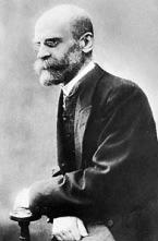 Durkheim combinou a pesquisa empírica com a teoria sociológica.
