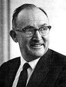 8 - Kelly George Kelly (1905-1967) Estágio Curricular Supervisionado em Física II 24-out-2011 1/33 24-out-2011 2/33 Kelly formou-se em Matemática e Física obteve Mestrado em Sociologia Educacional e