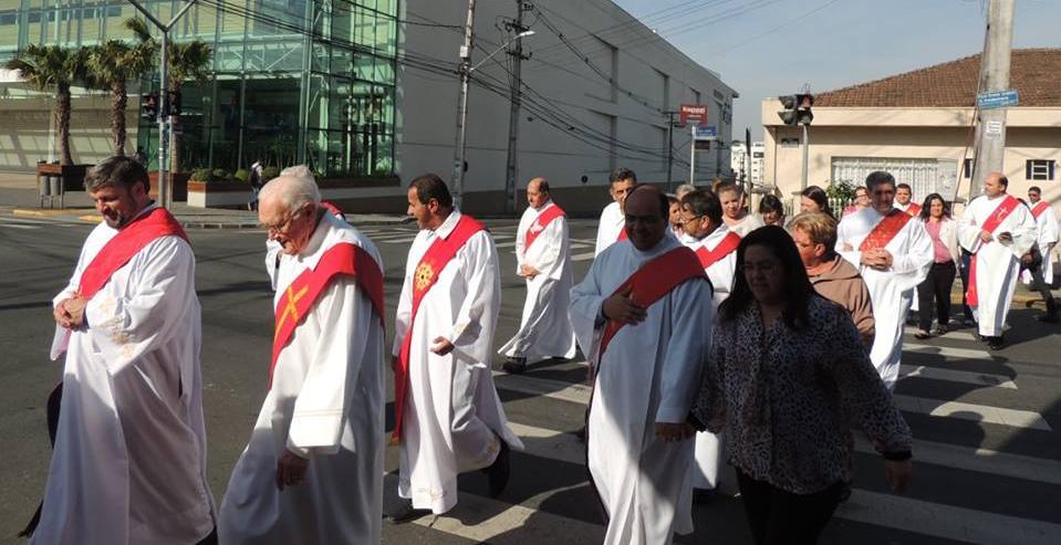 O inicio foi no Centro Diocesano com a acolhida do Pe.