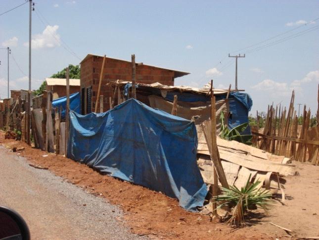 Habitação no Bairro Santa Cruz em Luís