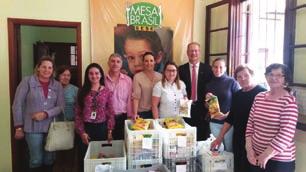 É muito importante essa troca de experiências Mesa Brasil VTRP ri e Rio Pardo, foi realizado em 19 de agosto um grande mutirão para arrecadação de alimentos.