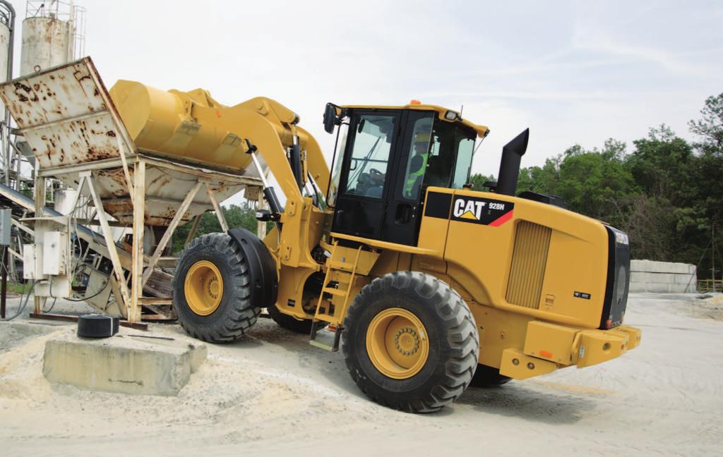 Trem de Força Fornece força máxima de tração nas rodas para o solo e potência total para o sistema hidráulico da carregadeira. Motor Caterpillar O motor C6.