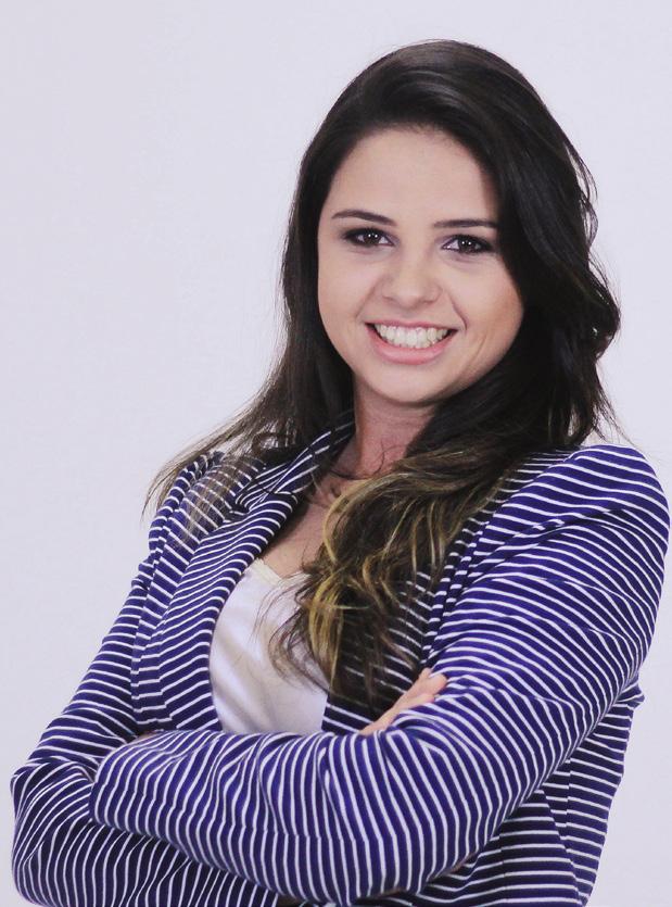 Caroline Oliveira Daiana Moreira Nome: Caroline da Silva Oliveira Idade: 25 anos Local de Nascimento: São Paulo, SP Estado civil: Solteira Tempo de batismo: 13 anos Férias em colportagem: Nenhuma