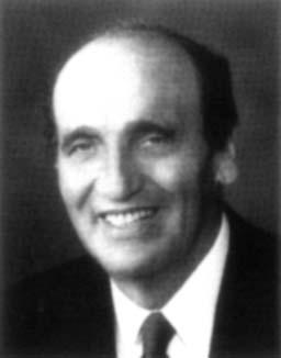 Irving Kaplansky (1917-2006) Doutorado na Universidade de Harvard (1941). Participou do Grupo de Matemática Aplicada do Conselho de Defesa Nacional (1944-1945).