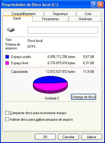 Capítulo 5 Laboratório/Aluno Etapa 2 Clique com o botão direito do mouse na unidade de disco rígido Disco local (C:). Clique em Propriedades e depois no botão Limpeza de disco.