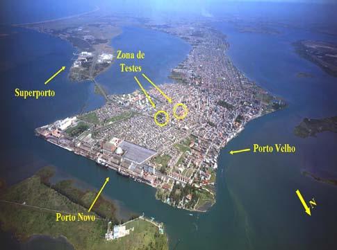 A Figura localiza os três portos supra citados e também os sítios estudados na cidade de Rio Grande. Figura. Localização do centro urbano e portuário de Rio Grande.