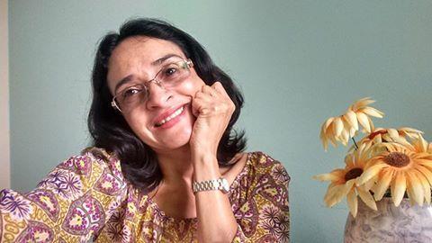 Sobre a autora: Eu sou, Kátia Regina Sacramento, nascida em São Paulo, em 10/08/1969, sou professora a mais de 20 anos, pedagoga, autora do livro: A Busca do Professor pelo Equilíbrio e Harmonia no