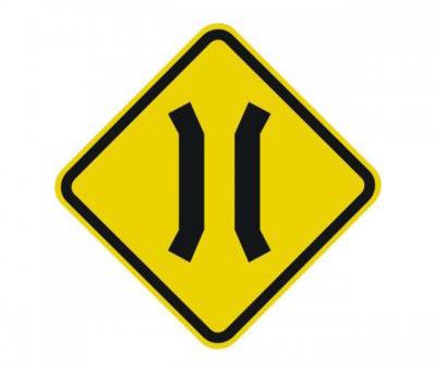 8-Em passagens estreitas, certifique-se que a largura é suficiente para a passagem