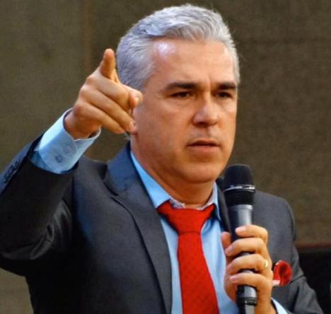 Wanderley Casteleano Pastor Sobre a CONACIMO: Eu vou estar na CONACIMO, convido a todos para participar deste evento que vai sacudir o planeta e que vai