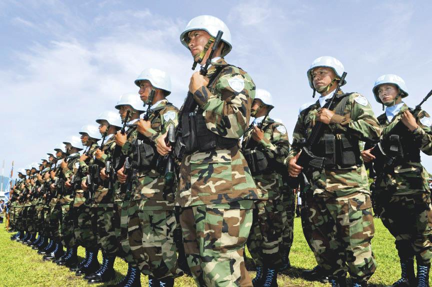 Maior Conjunto das Forças Armadas de El Salvador [Daysi Carolina