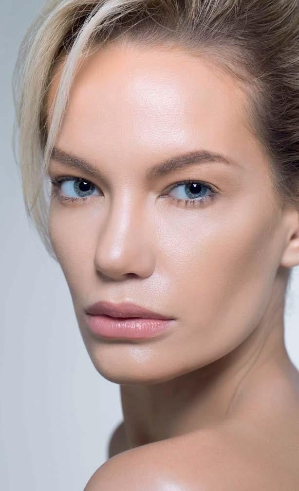 Disfarça a aparência dos poros dilatados Formulação Oil-Free Ajuda a manter a maquiagem por mais tempo