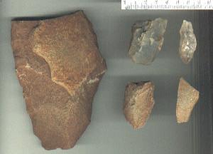 Foto 9 Álguns materiais líticos recuperados no sítio arqueológico Ensecadeira
