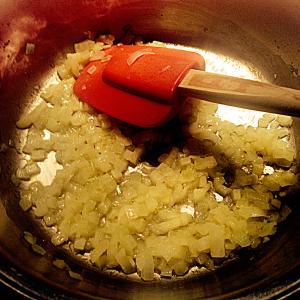 2- Coloque o arroz e mexa por