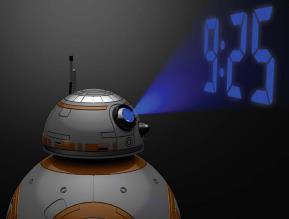 Tempo do projeto Projector Clock BB8 Star Wars é um relógio que consegue projetar o tempo.