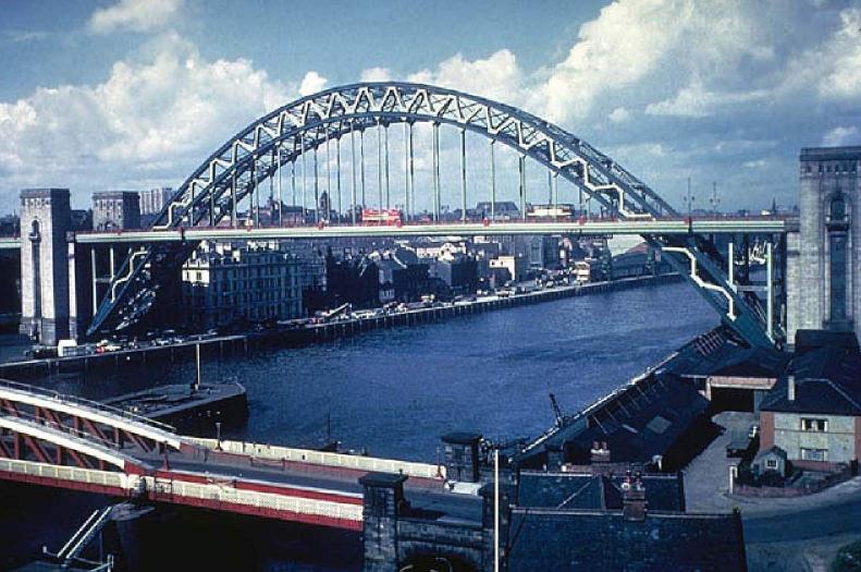 duplo (pino) Ponte Tyne, Newcastle,