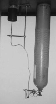 Rotâmetro Regulador de Pressão Cilindro de Gás Tubo Injetor Suporte Lingoteira Figura 1 - Dispositivo utilizado para a realização dos trabalhos experimentais. Tabela 2.