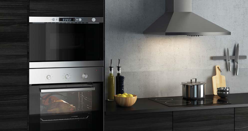 05 PRETO E AÇO PARA UMA COZINHA ARTÍSTICA Para uma cozinha com estilo e funcionalidades modernas, escolha o forno REALISTISK em aço inoxidável combinado com o forno micro-ondas FRAMTID, a placa